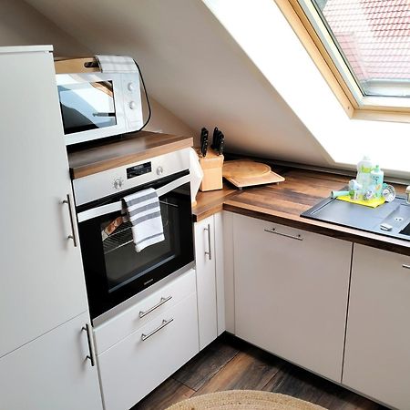 Ferienwohnung Am Waldesrand: Garden Retreat with Family-Friendly Amenities Cottbus Exterior photo