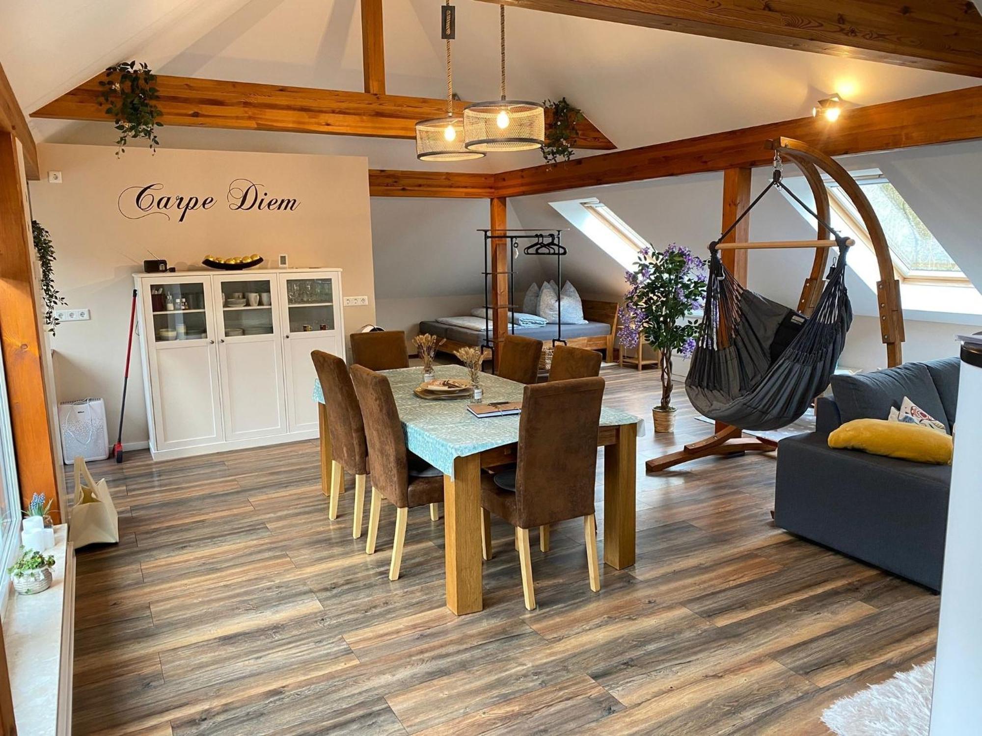 Ferienwohnung Am Waldesrand: Garden Retreat with Family-Friendly Amenities Cottbus Exterior photo